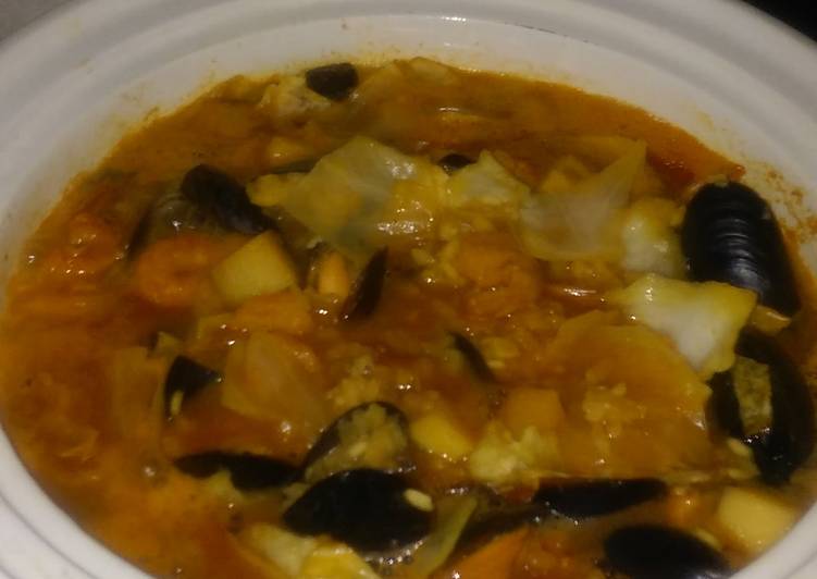 Crock pot sea food gumbo Crock pot sea food gumbo