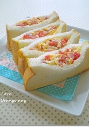 A picture of Red Bell Pepper and Egg Sandwich.