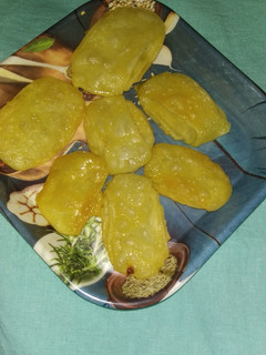 खाजा (Khaja recipe in Hindi) रेसिपी मुख्य फोटो