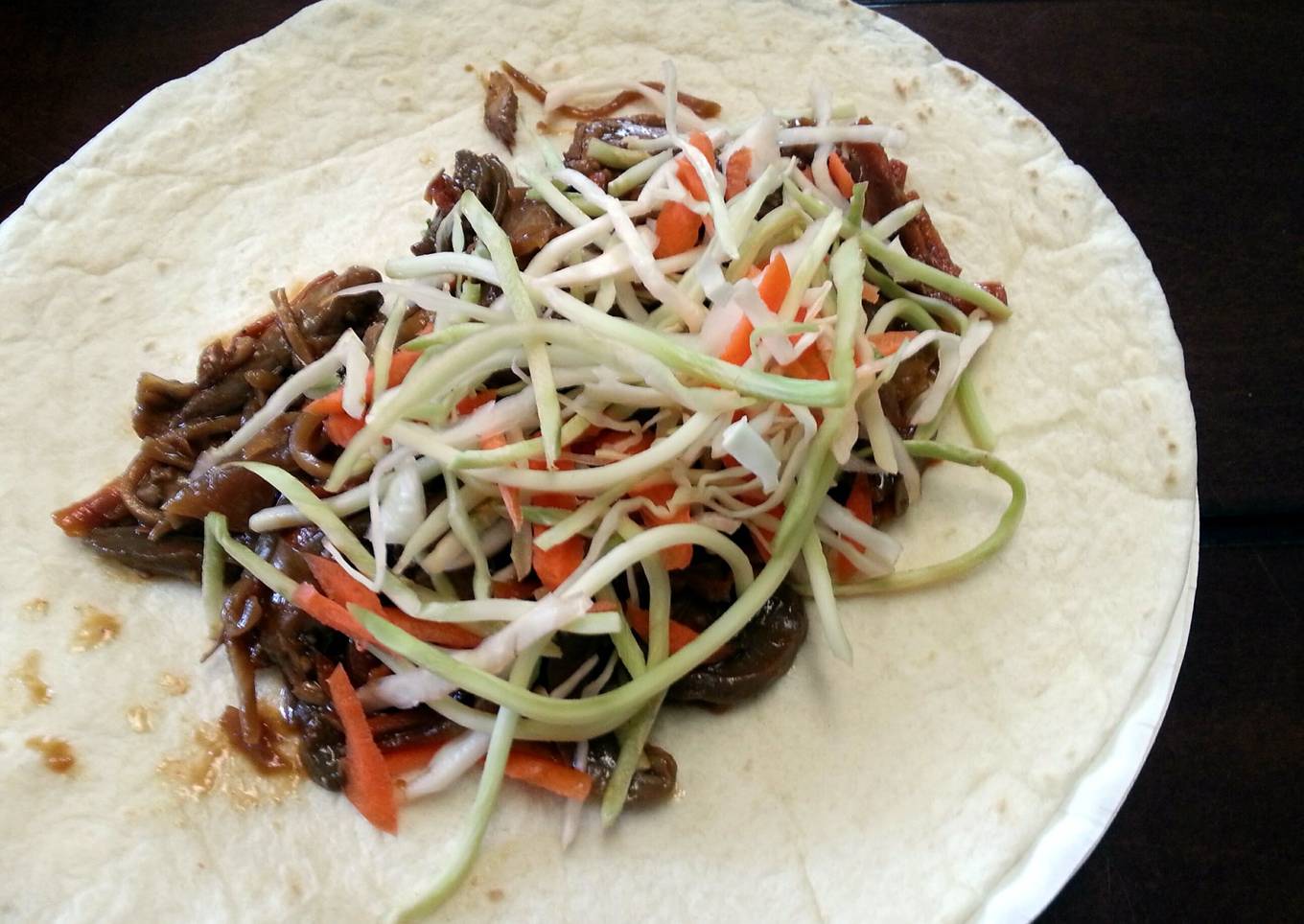 Easiest Way to Make Super Quick Homemade Moo Shu Chicken Wraps (crock
pot)