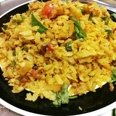 Steamed Poha/ Steamed flattened Rice (Indorie style poha) A picture of Steamed Poha/ Steamed flattened Rice (Indorie style poha).