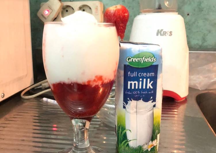 Fresh strawberry milk ala korea🍓