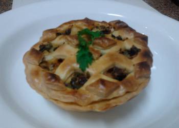 Easy Recipe Ladybirds Chicken and Vegetablese Pies Delicious and Healthy