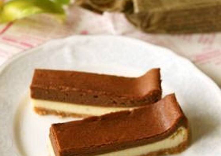 Simple Way to Make Award-winning Baked Chocolate Cheesecake Bars