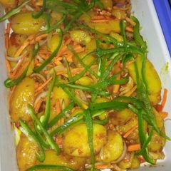 A picture of Curry potatoes.