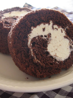 A picture of Moist Cocoa Roll Cake.