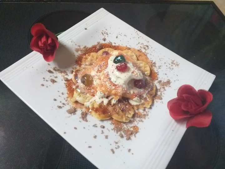 Recipe Waffles and ice cream with berry sauce and cator sugar the Delicious You can take Joss in your mouth