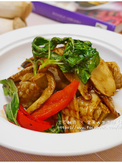 【醬燒素花枝】素食炒鍋料理 的食譜成品照片