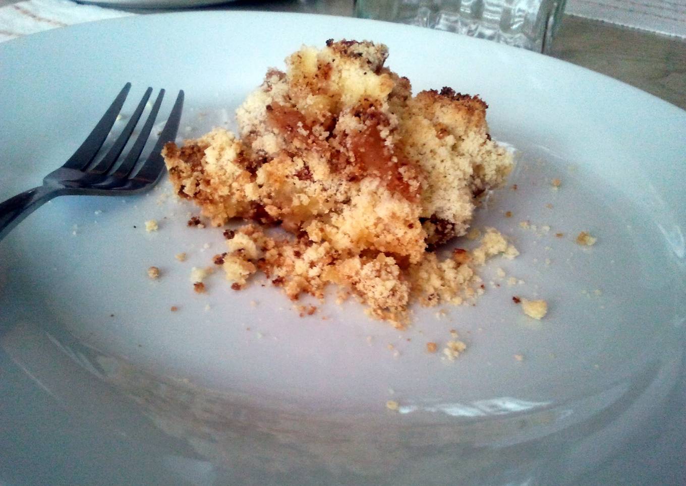 Easy apple crumble