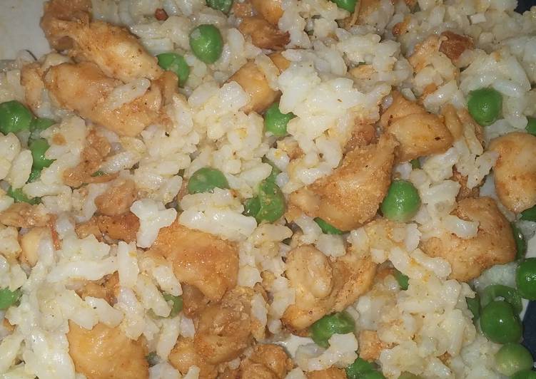 Recipe of Speedy Chicken-Rice-With Peas &amp; Butter