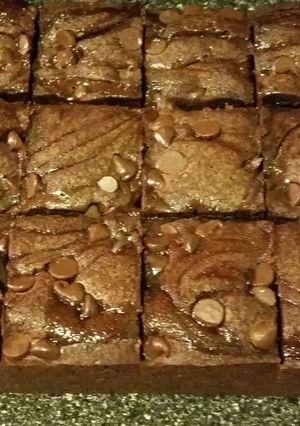 A picture of Fudge and Carmel swirl brownies.