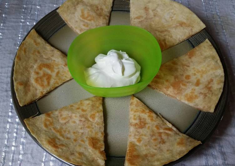 Simple Way to Prepare Award-winning Chicken/Cheese Quesadilla