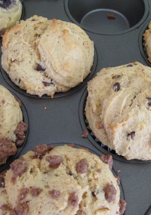 A picture of Chocochip Peanut Butter Muffins.