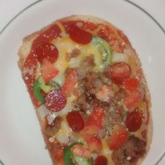 A picture of Sams Pizza bread.
