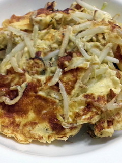 A picture of Bean Sprouts Omelette.