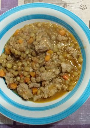 Una foto de Guiso de lentejas con chorizos