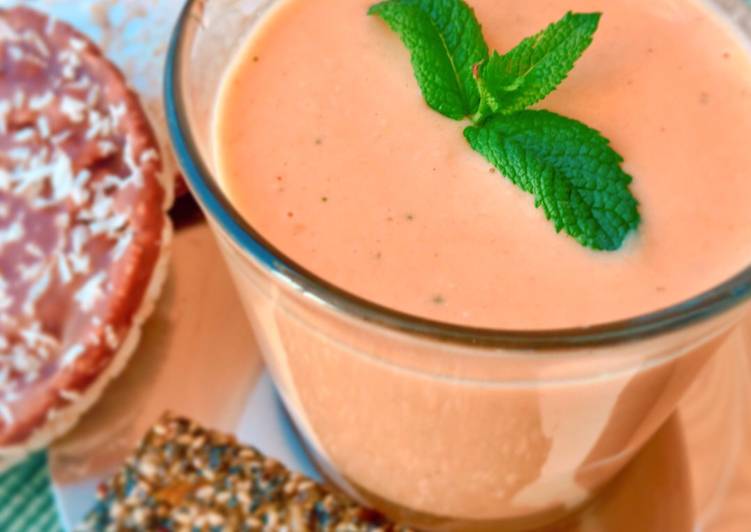 Smoothie cítrico con cereales y miel