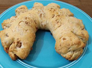 Una foto de Roscas de chicharrones para el 🧉😋😋