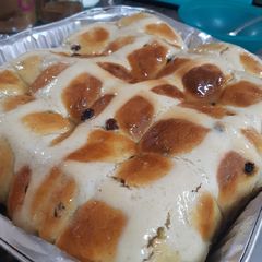 Ama-Easter Buns - Easter Buns - Paasbolletjies A picture of Ama-Easter Buns - Easter Buns - Paasbolletjies.