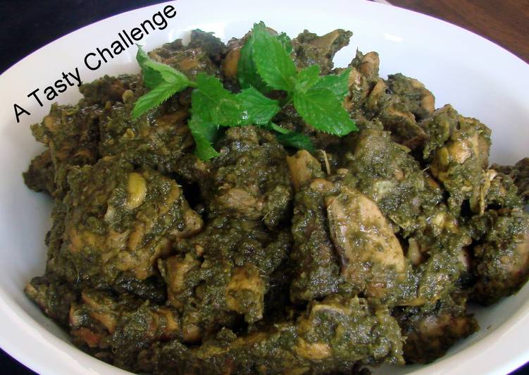 Mint chicken with curd cream