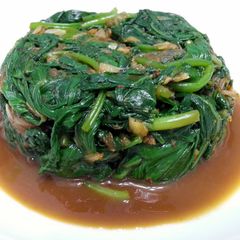 A picture of Stir Fry Yam Leaf.