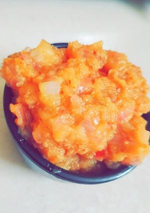 A picture of Raw mango chutney.
