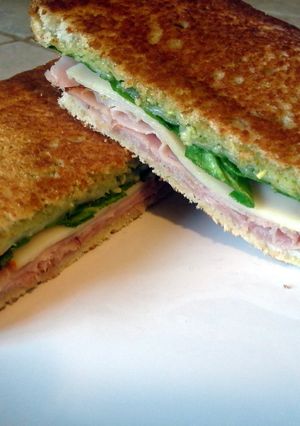 A picture of BP sandwich.