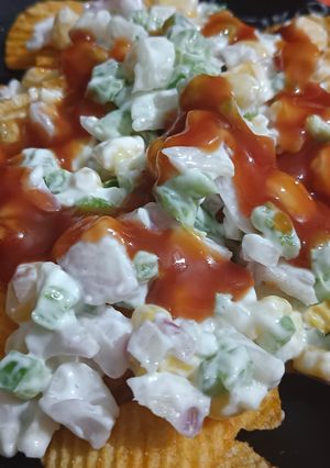 চিপস চাট (chips chaat recipe in Bengali) রেসিপির প্রধান ছবি