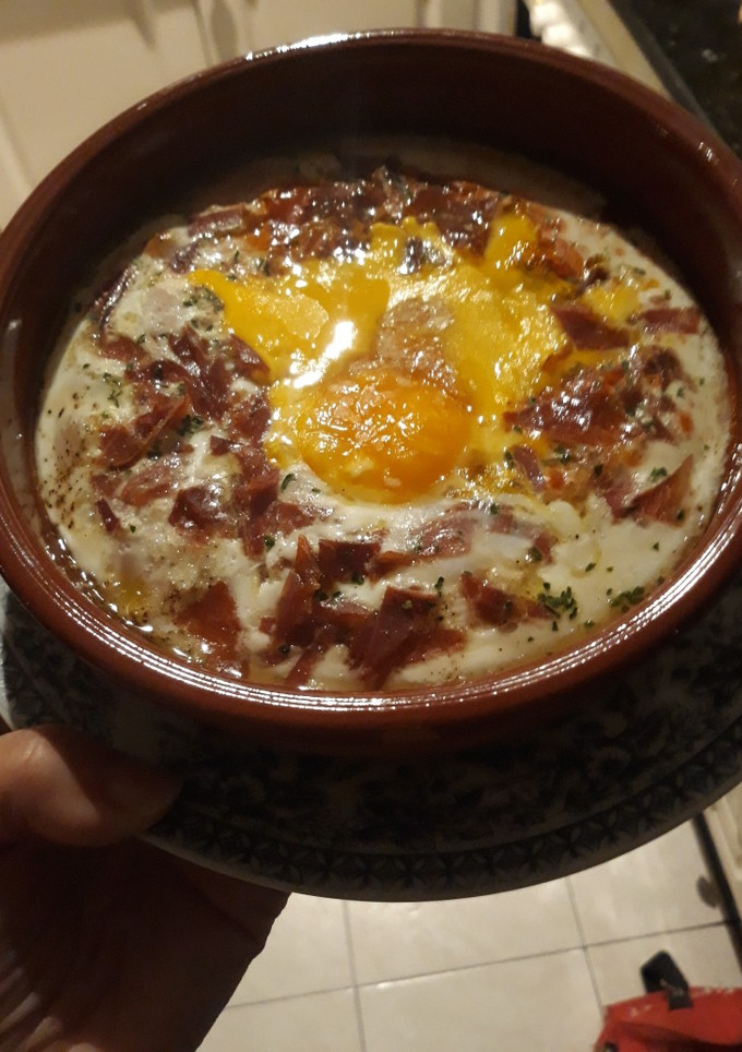 Una foto de Huevos al plato