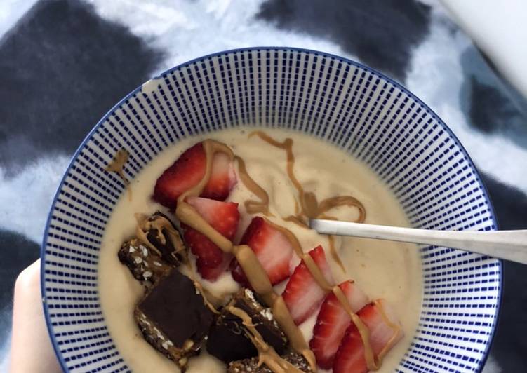 Simple Way to Prepare Award-winning Desert smoothie bowl