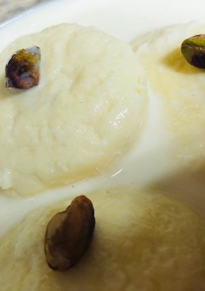 A picture of Khoya Ras malai.
