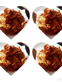 A picture of Panfried onion fritters.