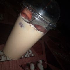 Strawberry milkshake A picture of Strawberry milkshake.