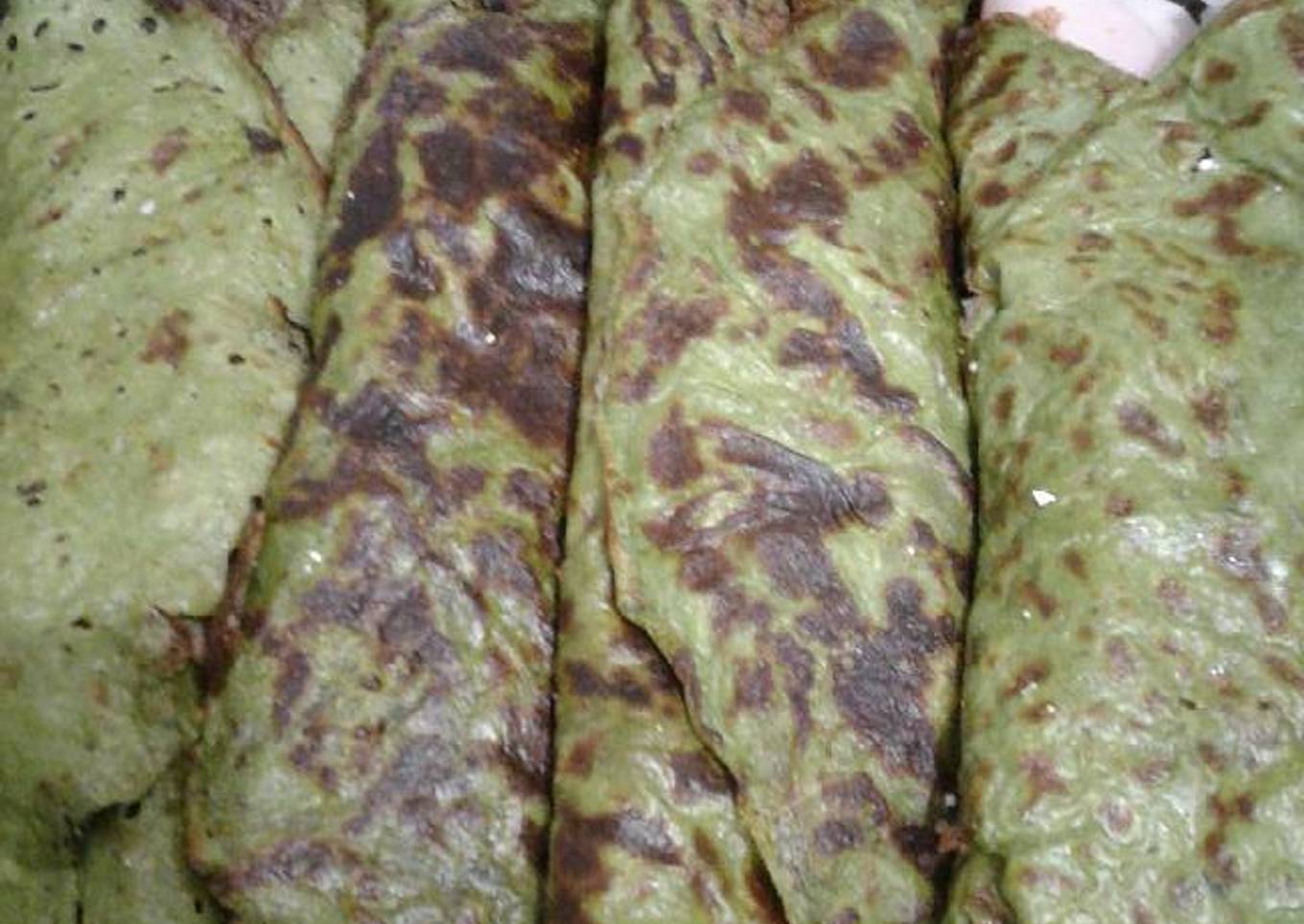 Creps de espinaca rellenos de si mismos