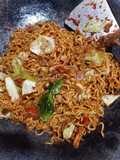 Mie goreng daun jeruk pedas jontor