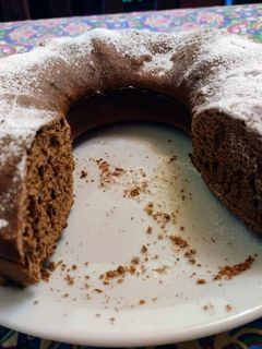 Una foto de Bizcochuelo de chocolate, café y una pizca de canela