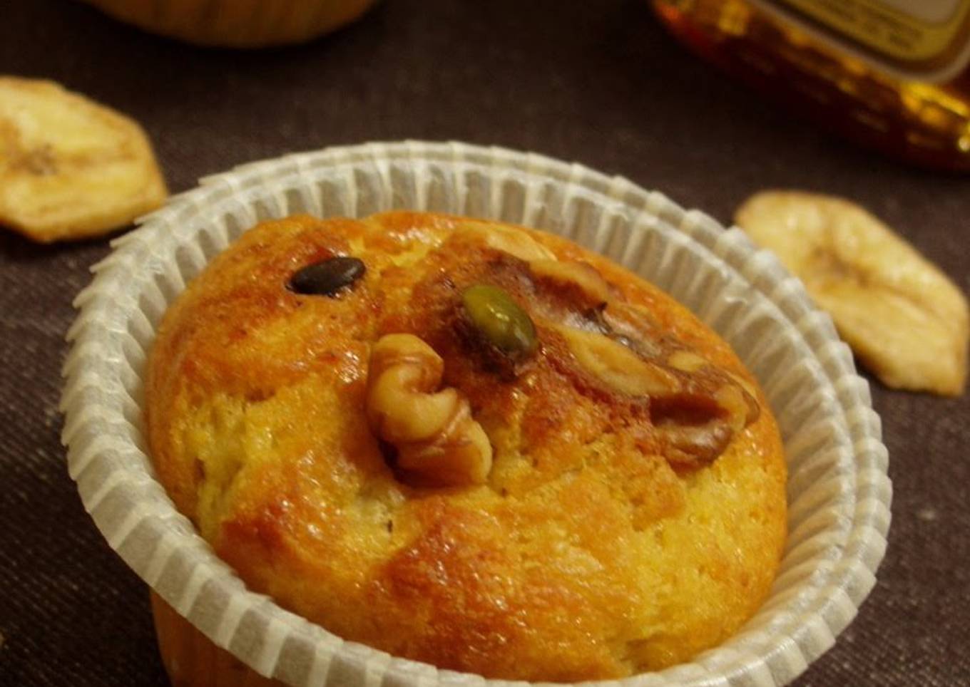 Moist & Milky Banana Cupcakes