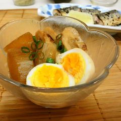 A picture of Easy Simmered Daikon Radish and Soft Boiled Eggs.
