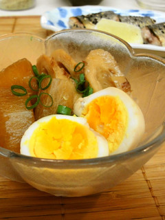 A picture of Easy Simmered Daikon Radish and Soft Boiled Eggs.