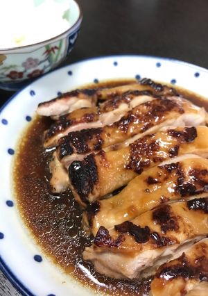 A picture of Irresistible Teriyaki Chicken That Goes Great with Rice.