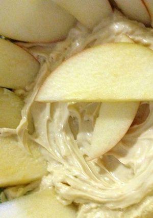 A picture of Brown Sugar Apple Dip.