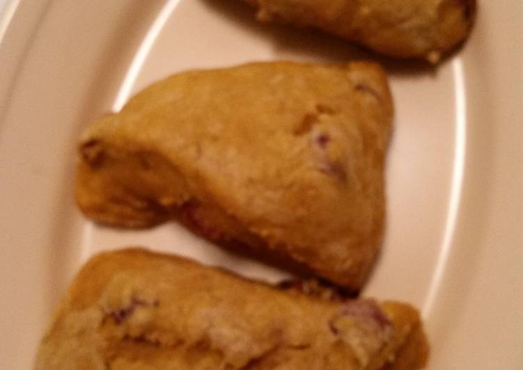 Recipe of Speedy Pumpkin-cranberry scones