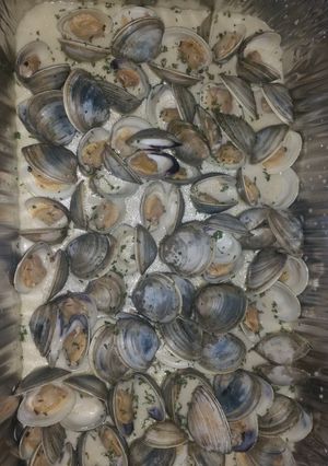A picture of Johnny b-good southern clams.