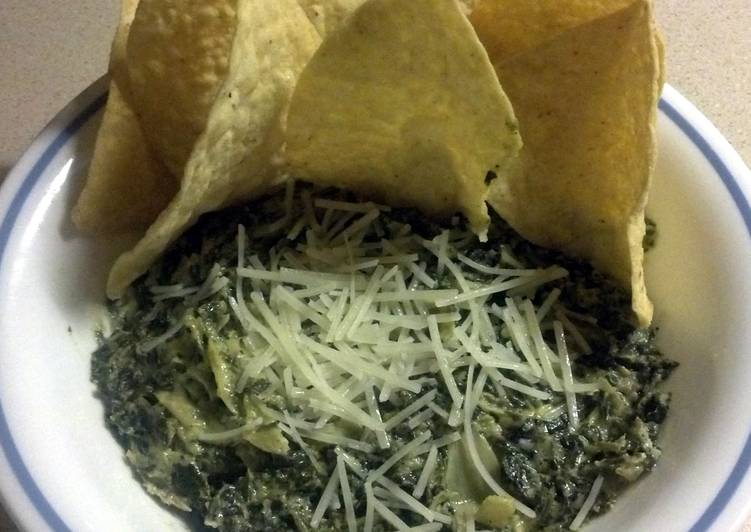 Hot Spinach-Artichoke Dip