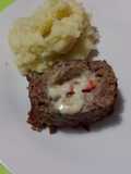 Budín de carne relleno