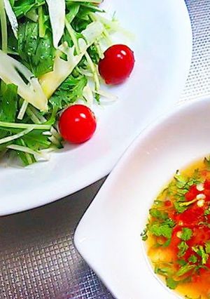A picture of Oil-free Vietnamese-style Dressing.
