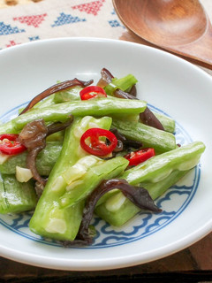 【厚生廚房】涼拌蛇瓜 的食譜成品照片