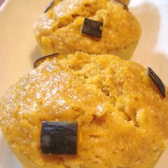 A picture of Oatmeal & Kabocha Squash Steamed Bread.