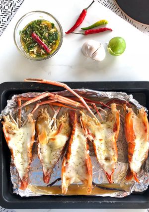 รูปของ กุ้งอบชีส+น้ำจิ้มซีฟู้ด🦐🌶🧀 อาหารไทยง่ายๆ