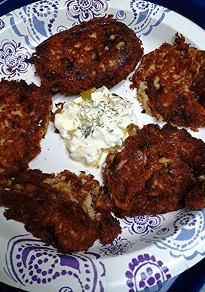 A picture of Fried tuna salad.